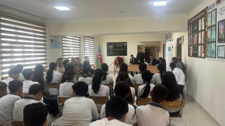 Ağsuda Məktəblilərlə Görüş: "Narkomaniyaya Yox Deyək" və "Erkən Nikahın Fəsadları" Mövzuları Müzakirə Olunub