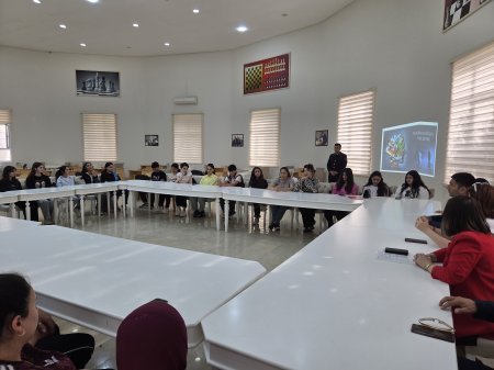 Ağsu Rayon Şahmat Məktəbində cəmiyyəti düşündürən aktual problemlərə həsr olunmuş genişmiqyaslı maarifləndirici görüş təşkil edilib